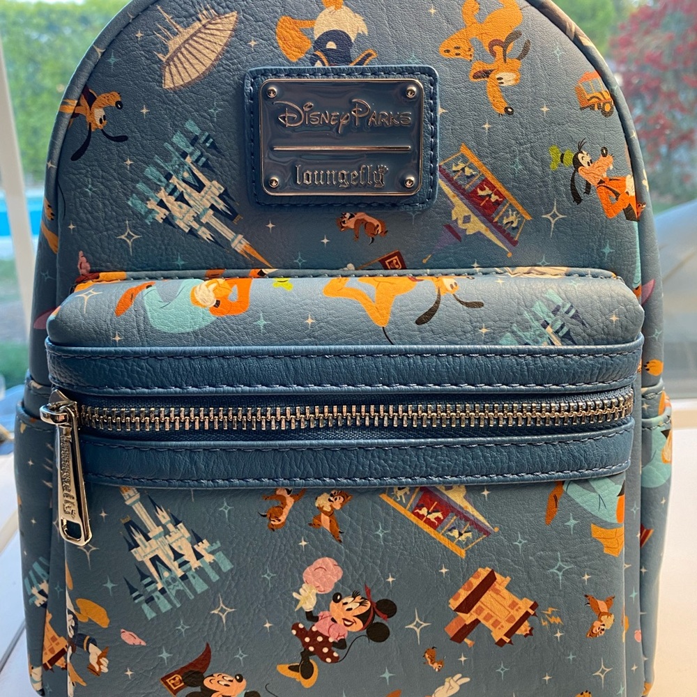 Mickey and Friends AOP Disneyworld Loungefly